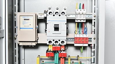 千亞電氣解說(shuō)開(kāi)關(guān)柜中斷路器的主要作用