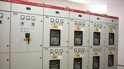 收到低壓配電柜別急著安裝，驗貨是正常操作